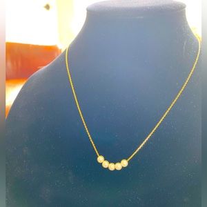 Banana Republic, simple gold & pearl necklace